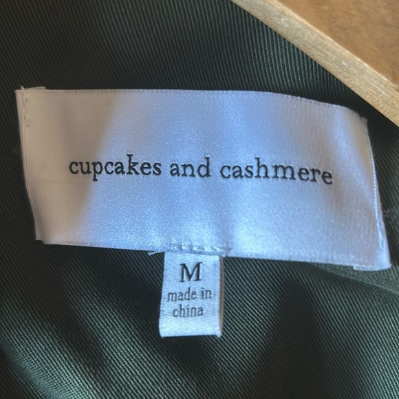 Revolve Cupcakes and Cashmere Army Jacket women’s sz medium olive green casual - Picture 5 of 15